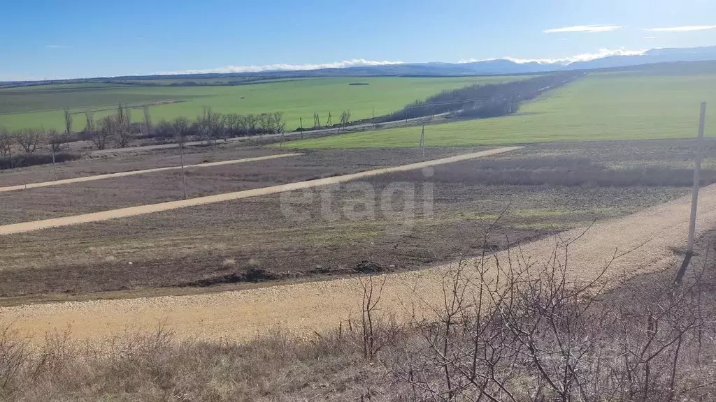 Участок в Крым, Симферопольский район, с. Трудовое ул. Зеленая (6.0 ... - Фото 0