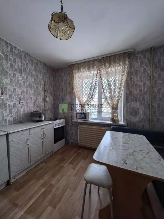 1-к. квартира, 33 м, 1/9 эт. - Фото 0