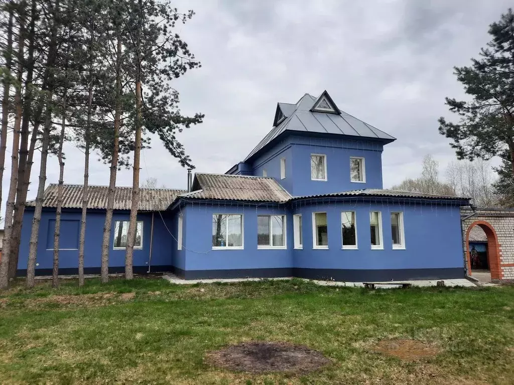 Дом в Брянская область, Карачевское городское поселение, пос. Красная ... - Фото 1