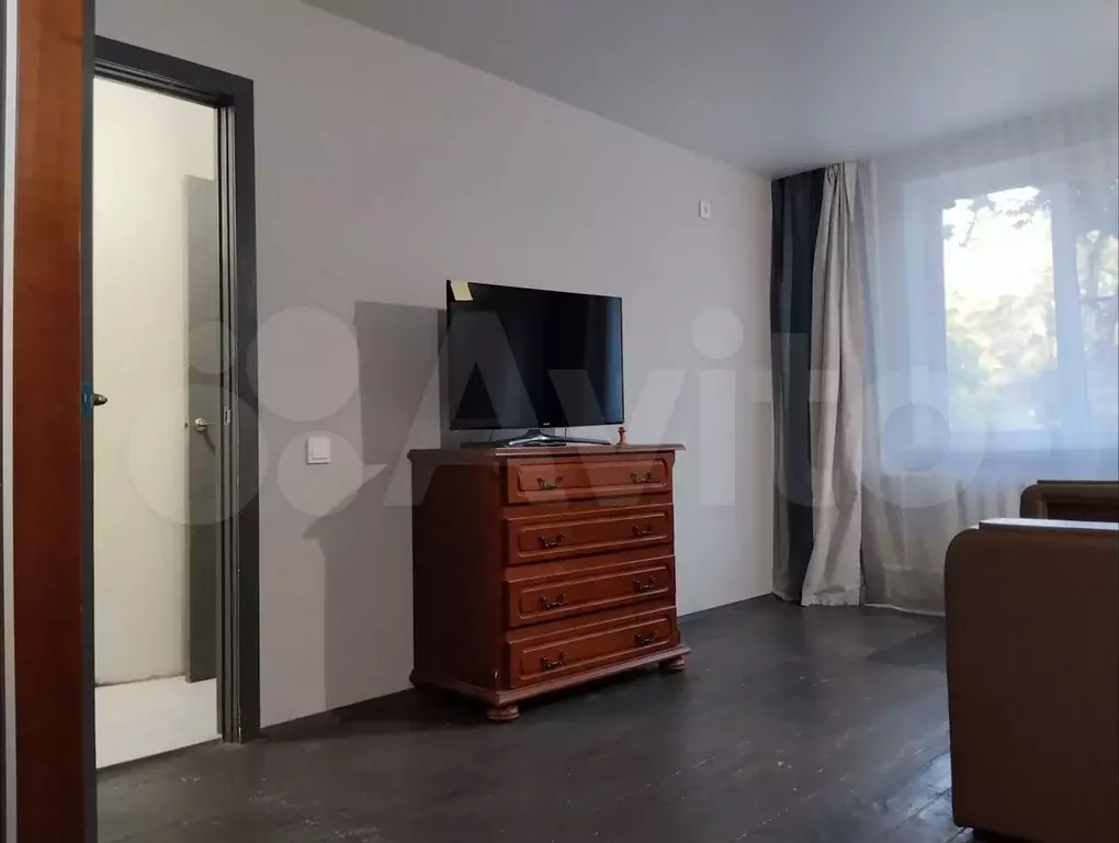 1-к. квартира, 32 м, 1/5 эт. - Фото 1