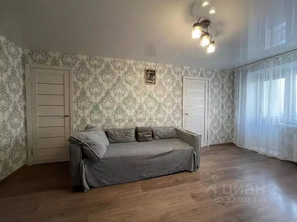 2-к кв. Омская область, Омск просп. Космический, 55 (45.9 м) - Фото 2