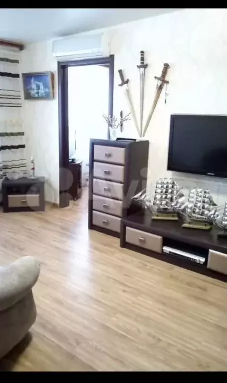 3-к. квартира, 65 м, 3/3 эт. - Фото 0