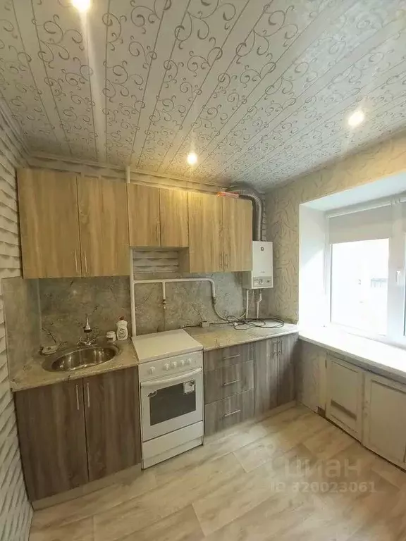 1-к кв. Тульская область, Кимовск Коммунистическая ул., 8 (30.0 м) - Фото 0