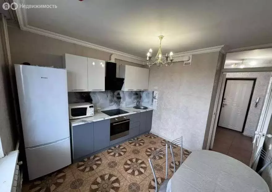 1-комнатная квартира: Краснодар, улица Карякина, 18 (40 м) - Фото 1