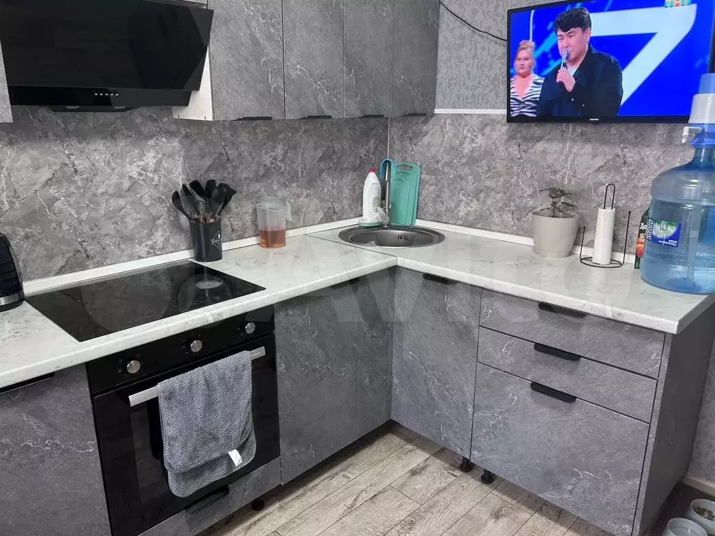 1-к. квартира, 40 м, 2/5 эт. - Фото 1