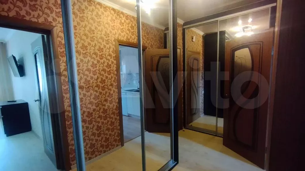 1-к. квартира, 40 м, 1/8 эт. - Фото 0