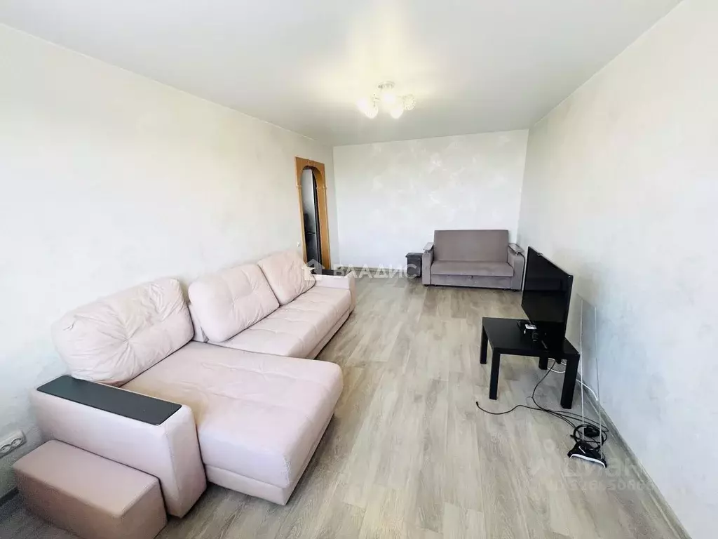 1-к кв. Бурятия, Улан-Удэ 102-й мкр, ул. Ринчино, 15 (32.5 м) - Фото 1