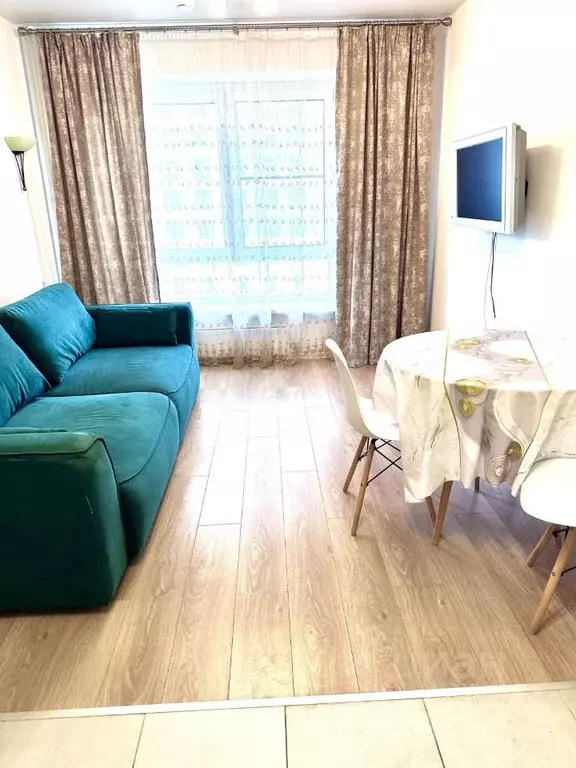 1-к кв. Московская область, Люберцы ул. Летчика Ларюшина, 14 (36.0 м) - Фото 0