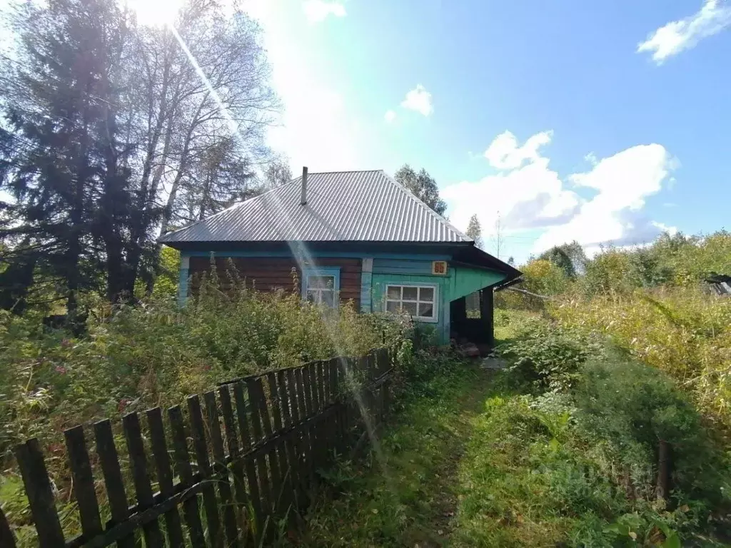 Дом в Кемеровская область, Междуреченск Чебалсинская ул., 65 (39 м) - Фото 0