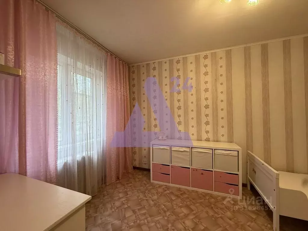 3-к кв. Алтайский край, Барнаул ул. Островского, 33 (56.2 м) - Фото 0
