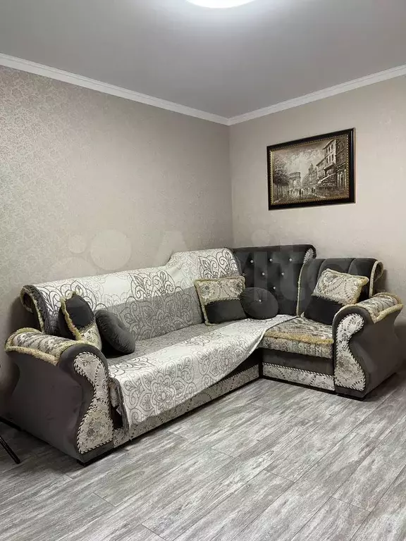 Комната 35 м в 2-к., 1/2 эт. - Фото 0