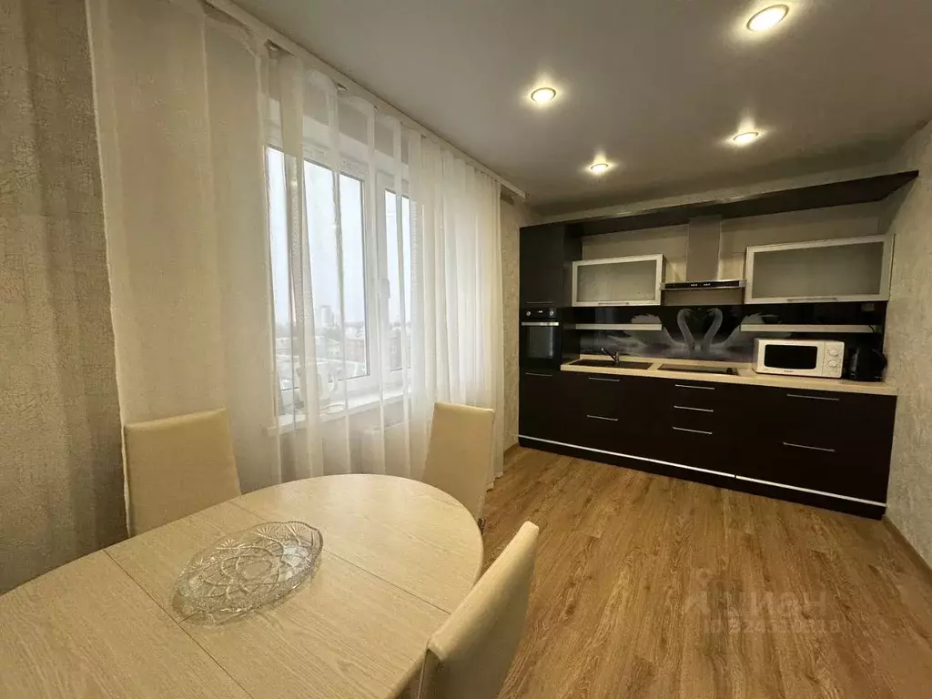 2-к кв. Нижегородская область, Нижний Новгород Краснозвездная ул., 6 ... - Фото 1