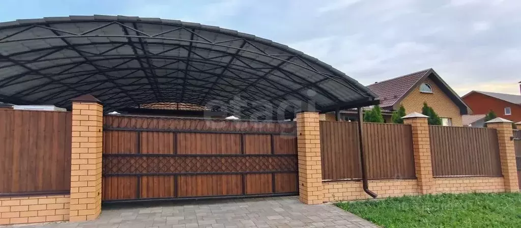 Дом в Белгородская область, Белгородский район, Северный городское ... - Фото 1