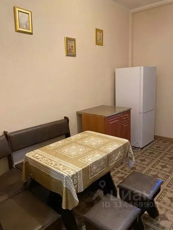 1-к кв. Крым, Алушта ул. Октябрьская, 7/5 (30.0 м) - Фото 1