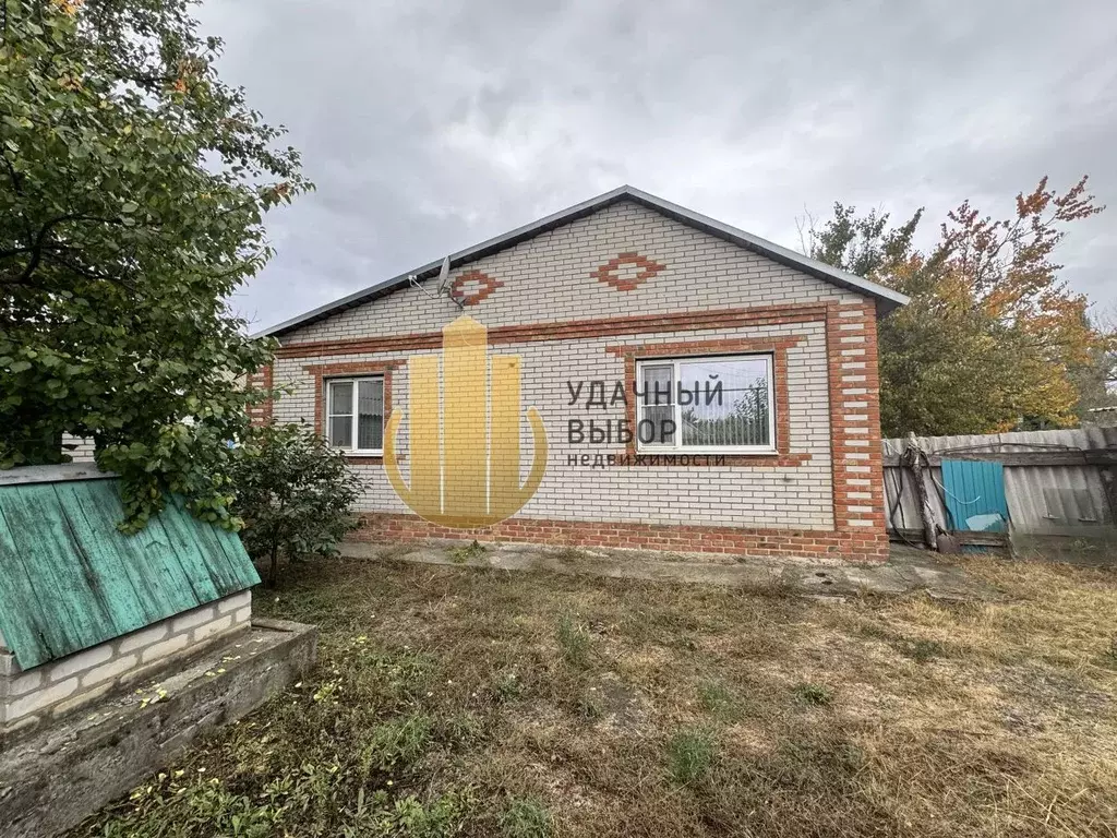 Дом в Ростовская область, Тацинский район, Михайлов хут. ул. Чапаева, ... - Фото 2