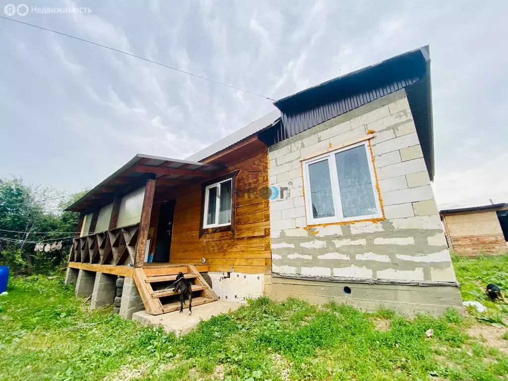 Дом в село Иглино, Бакинская улица, 1 (70 м) - Фото 1