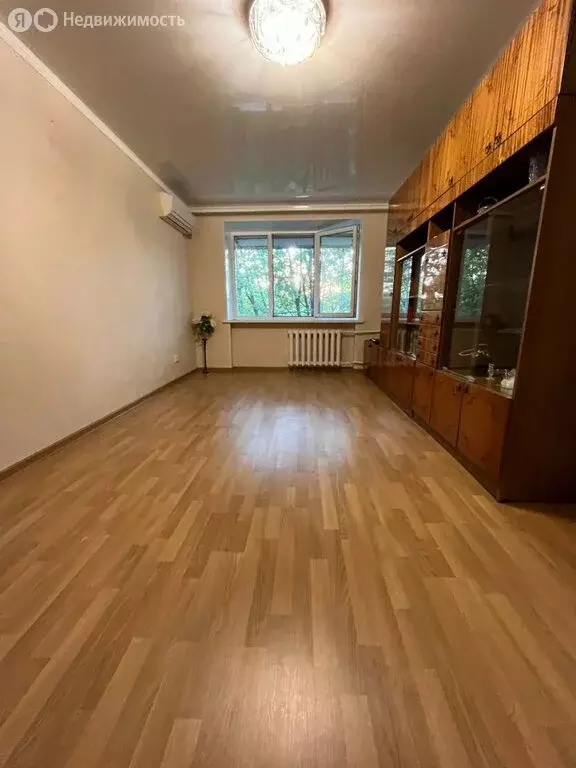 3-комнатная квартира: Шахты, Индустриальная улица, 10 (62.1 м) - Фото 0
