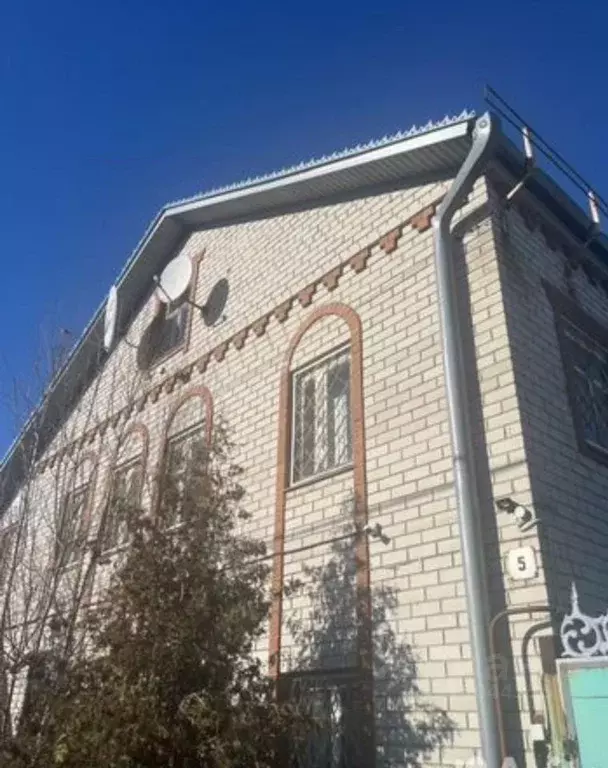 Дом в Татарстан, Набережные Челны пос. ЗЯБ, ул. Чайковского, 5 (137 м) - Фото 0