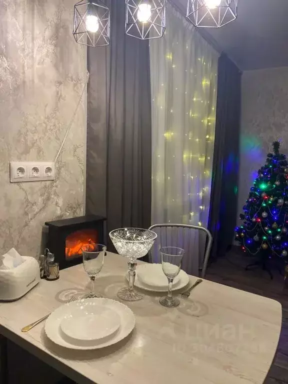 1-к кв. Иркутская область, Иркутский муниципальный округ, Листвянка рп ... - Фото 1