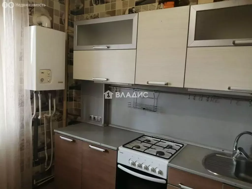 2-комнатная квартира: Белгород, улица Есенина, 48 (52 м) - Фото 1