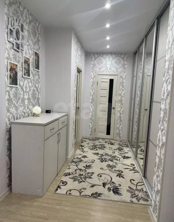 2-к кв. Ханты-Мансийский АО, Сургут Университетская ул., 19 (72.8 м) - Фото 2