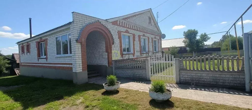 Дом в Пензенская область, Бессоновский район, с. Чемодановка ул. ... - Фото 2