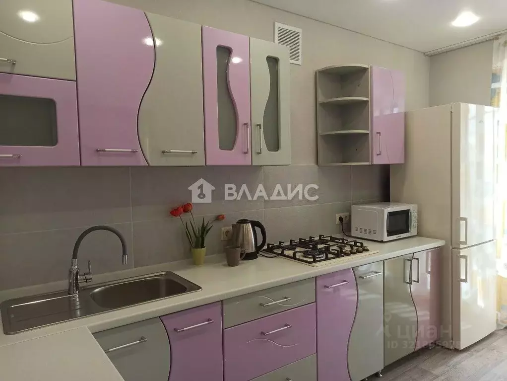 2-к кв. Владимирская область, Владимир ул. Горького, 85а (55.0 м) - Фото 0
