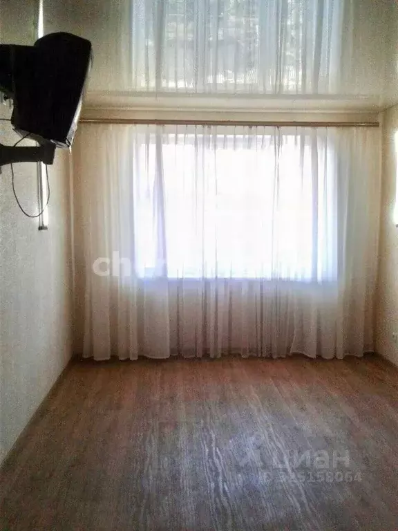 3-к кв. Крым, Алушта муниципальный округ, с. Рыбачье ул. Центральная, ... - Фото 1