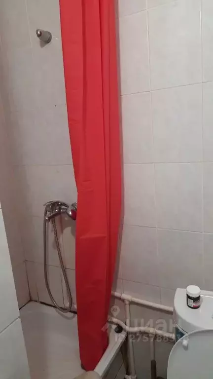 Комната Пермский край, Пермь просп. Декабристов, 37 - Фото 1