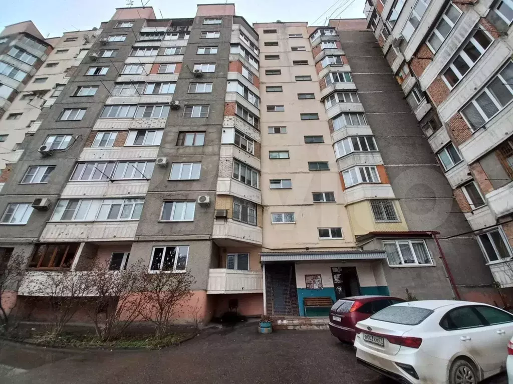 1-к. квартира, 42 м, 8/9 эт. - Фото 0