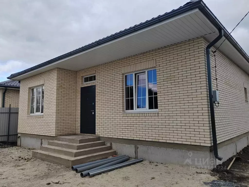 Дом в Ростовская область, Азовский район, Обильненское с/пос, пос. ... - Фото 2