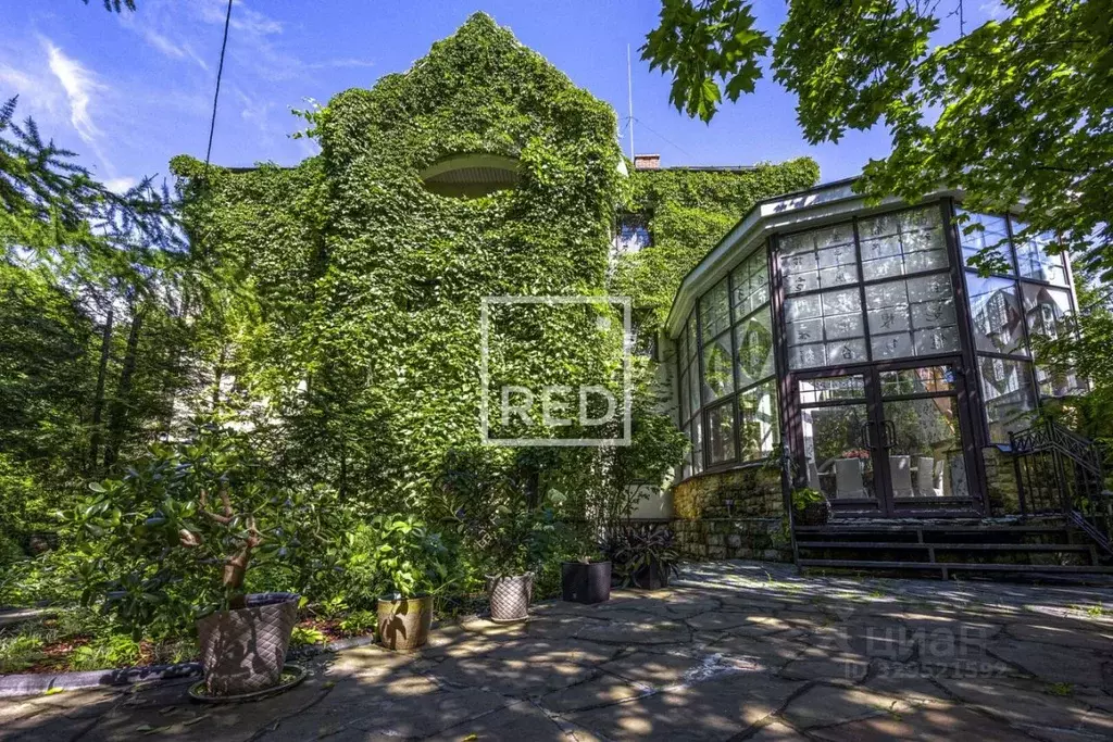 Дом в Москва ул. Академика Семенова, 97К32 (1000 м) - Фото 1