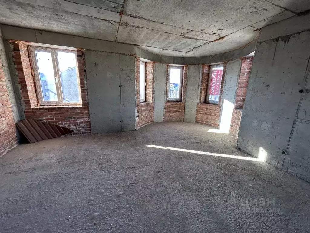 Свободной планировки кв. Северная Осетия, Владикавказ ул. Шамиля ... - Фото 1