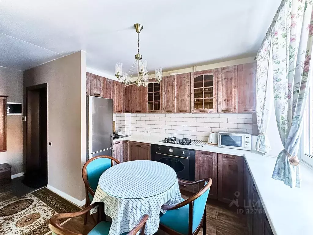 3-к кв. Нижегородская область, Нижний Новгород ул. Максима Горького, ... - Фото 2