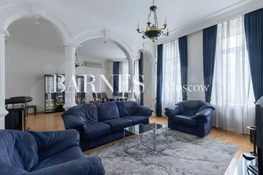 4-к. квартира, 160 м, 4/9 эт. - Фото 1