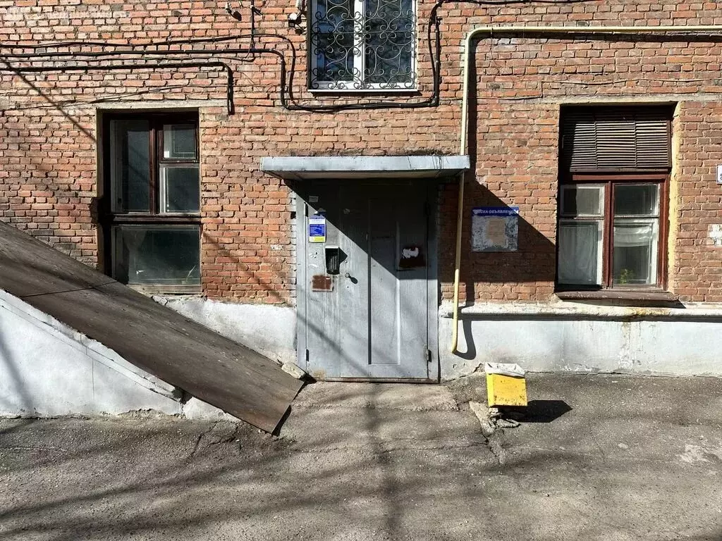 1-комнатная квартира: Оренбург, Краснознамённая улица, 3А (33.5 м) - Фото 0
