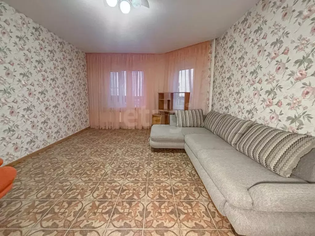 2-к кв. Псковская область, Псков ул. Генерала Маргелова, 19 (67.0 м) - Фото 1