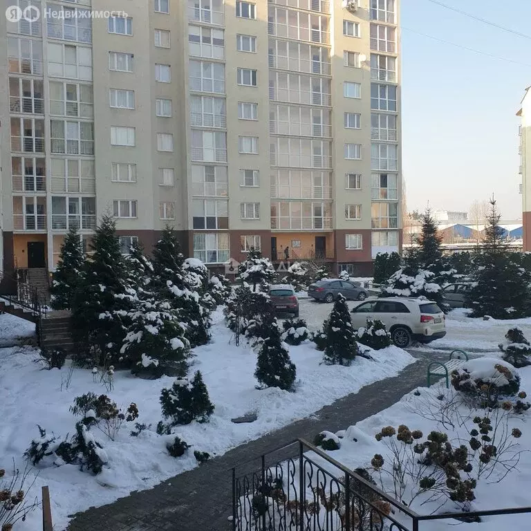 2-комнатная квартира: Калининград, улица Дзержинского, 96А (74 м) - Фото 0