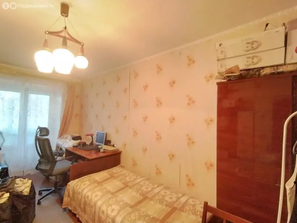 3-комнатная квартира: Шахты, улица Искра, 51 (59.2 м) - Фото 1
