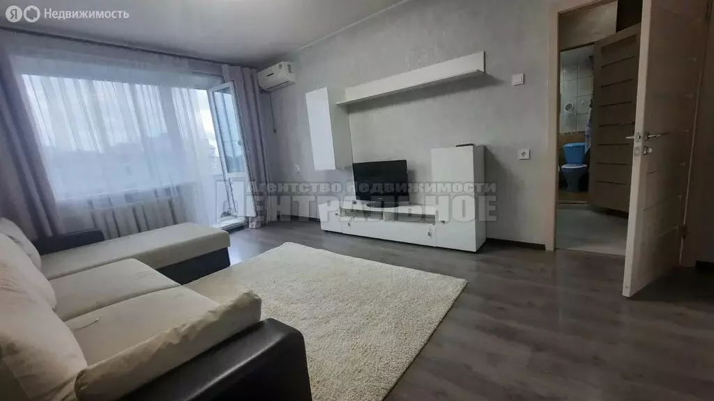 1-комнатная квартира: Смоленск, улица Нормандия-Неман, 13к1 (41.3 м) - Фото 1