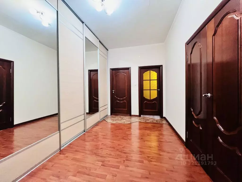 1-к кв. Татарстан, Казань ул. Сулеймановой, 7 (60.0 м) - Фото 2