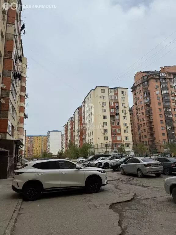 3-комнатная квартира: Каспийск, проспект М. Омарова, 4 (72 м) - Фото 1
