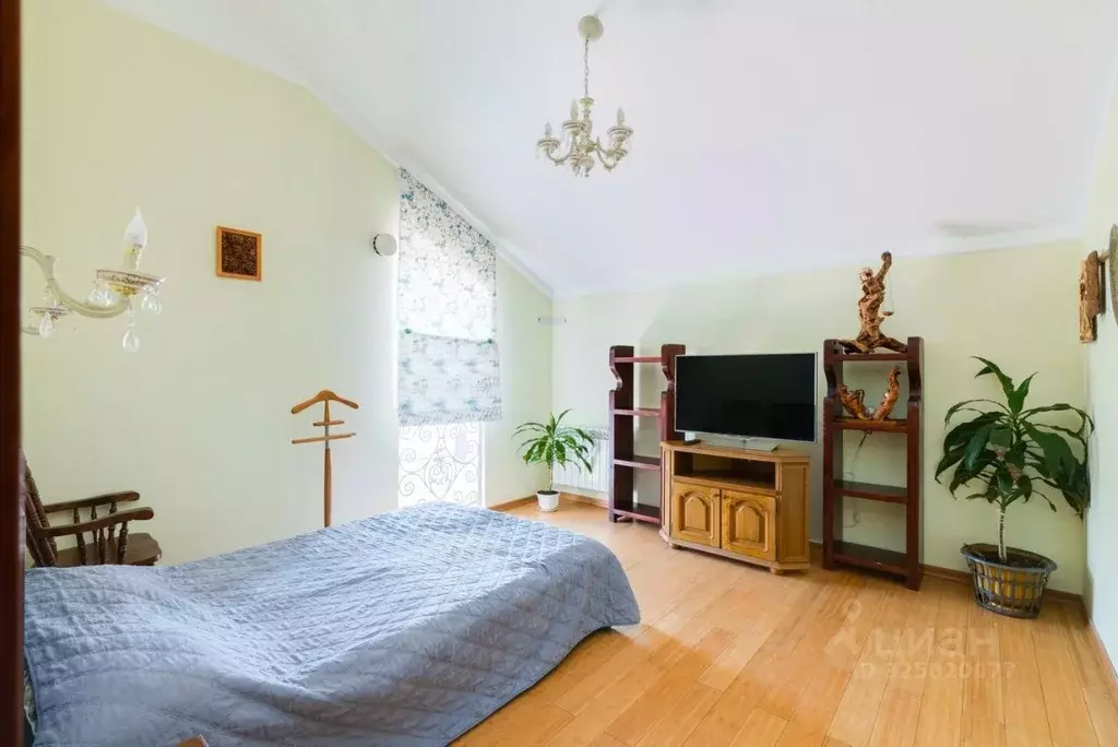 Дом в Московская область, Звенигород Одинцовский городской округ, ул. ... - Фото 1