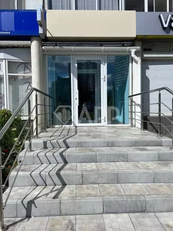 Помещение свободного назначения в Татарстан, Набережные Челны 45-й ... - Фото 1