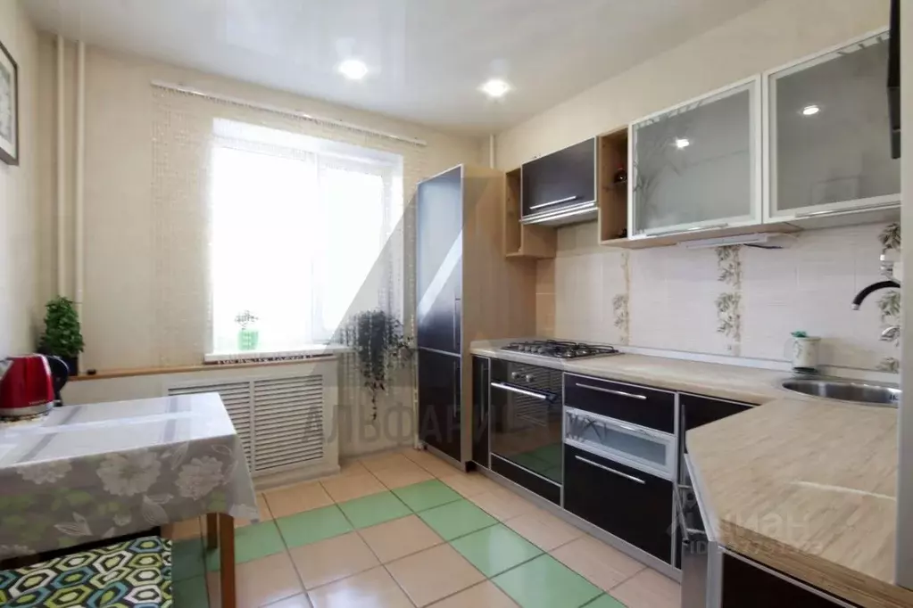 2-к кв. Омская область, Омск ул. Крупской, 12 (57.0 м) - Фото 2