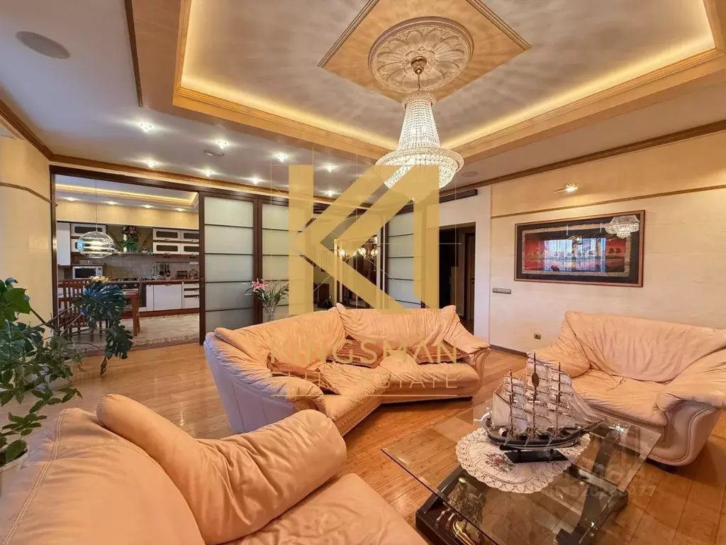 3-к кв. Саратовская область, Саратов ул. 3-я Дегтярная, 22Б (121.0 м) - Фото 1