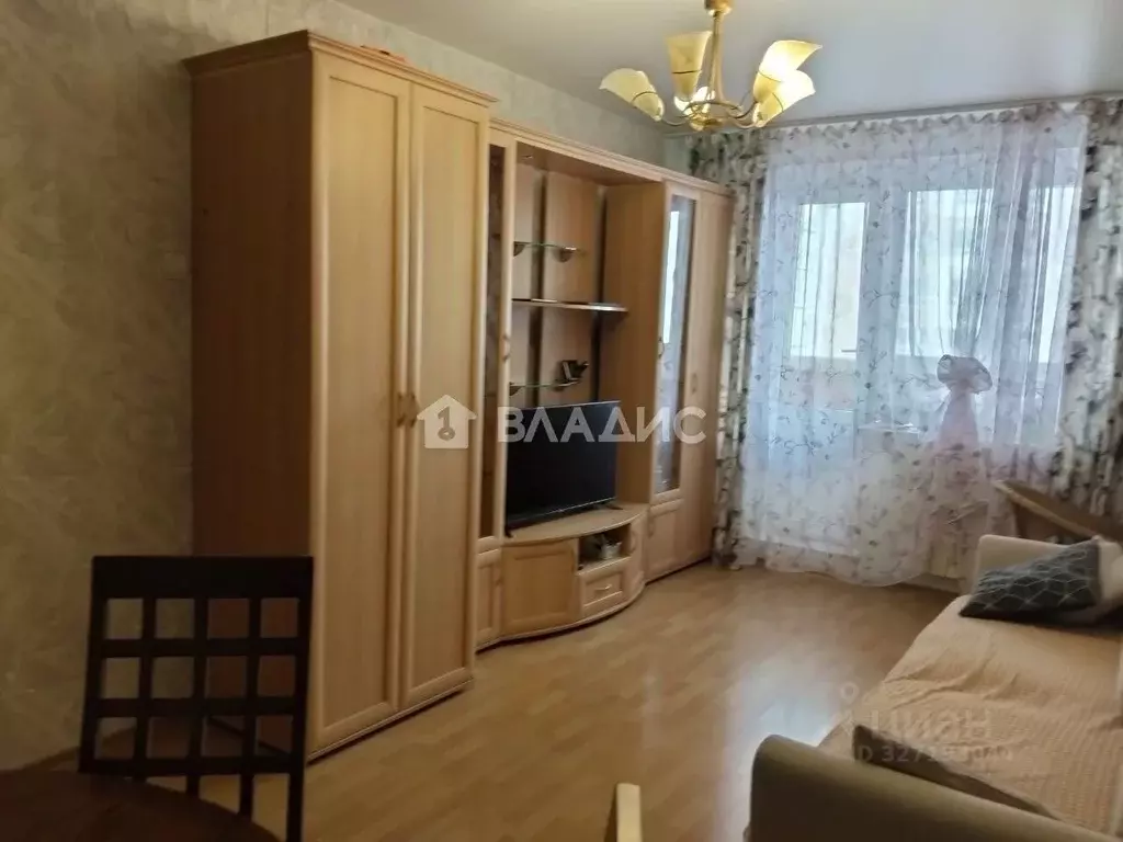 3-к кв. Белгородская область, Белгород ул. Есенина, 12 (71.2 м) - Фото 1