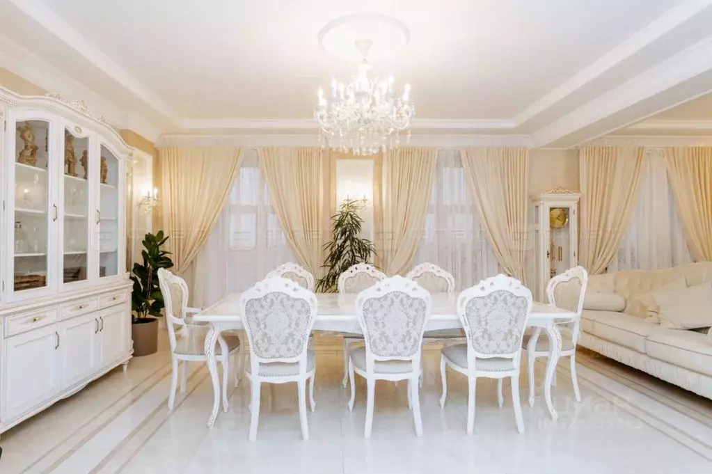 4-к кв. Татарстан, Казань ул. Зинина, 9/23 (501.7 м) - Фото 1