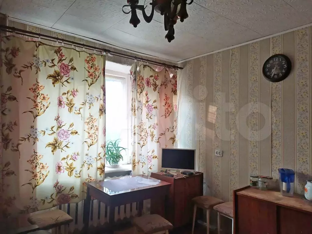 Комната 18,4 м в 8-к., 2/5 эт. - Фото 0