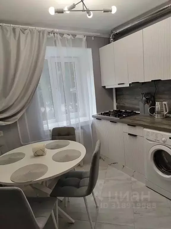 2-к кв. Краснодарский край, Геленджик Красная ул., 6 (41.0 м) - Фото 0